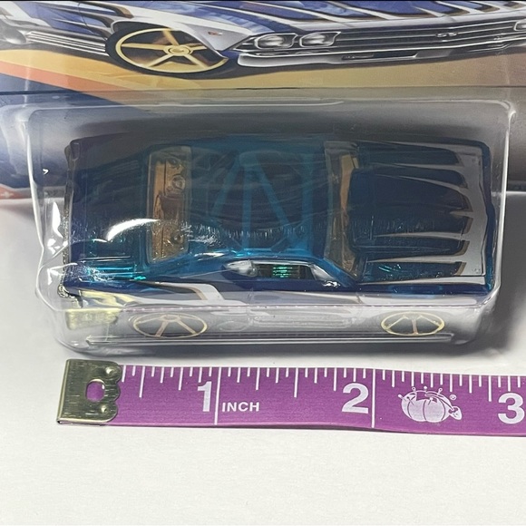 hot wheels 69 chevelle Clear Blue 2009 - Picture 4 of 16